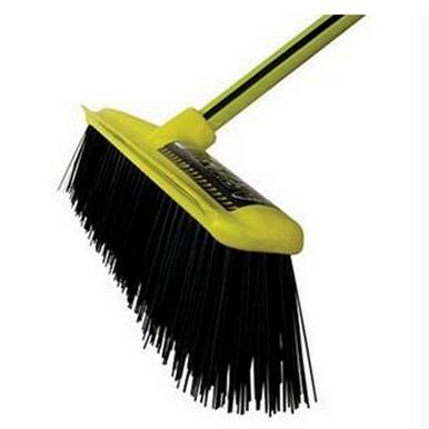 Gorilla Broom 18&quot; Heavy Duty