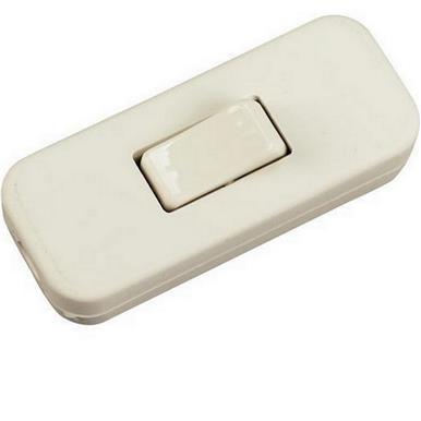 Status STSB16 Plug Through Switch White 5 Amp